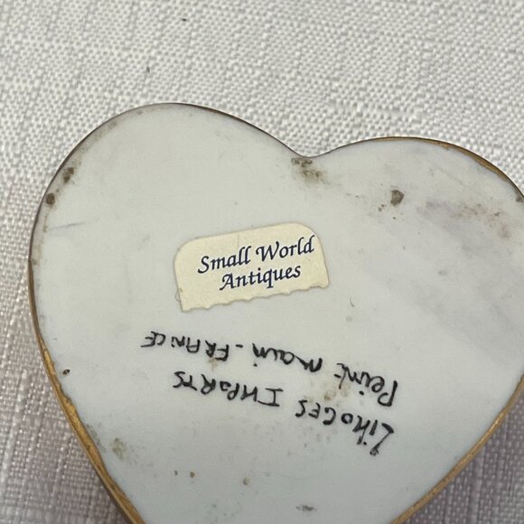 Limoges "box of chocolates" trinket box with 3 ceramic truffles, Valentine's Day - Picture 8 of 8